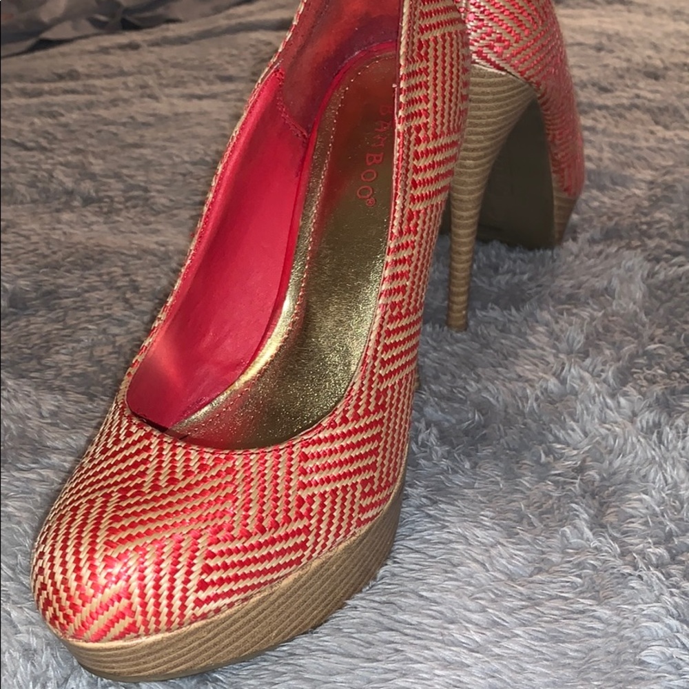 Heels - Picture 3 of 3